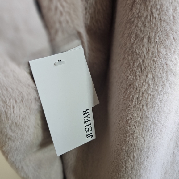 JustFab Blush Teddy Jacket - Picture 9 of 9